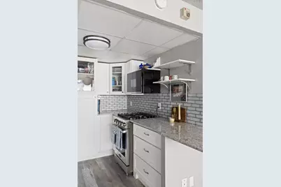 1800 Lavaca Street #207, Austin, TX 78701 - Photo 15