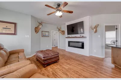 2950 County Road 484 Road, Elgin, TX 78621 - Photo 7