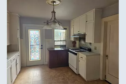 418 Wichita Street, Lockhart, TX 78644 - Photo 11