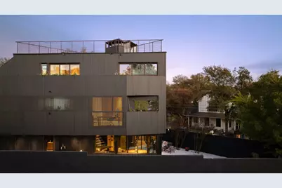 2302 E 11th Street, Austin, TX 78702 - Photo 3