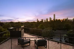 2302 E 11th St, Austin, TX 78702 - Photo 5