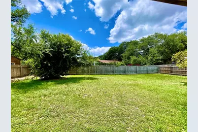 6703 Rustling Oaks Trail, Austin, TX 78759 - Photo 35