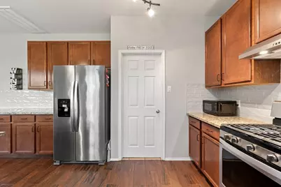 140 Wolfberry Path, Buda, TX 78610 - Photo 15