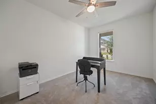 158 Crimson Ln, Kyle, TX 78640 - Photo 5