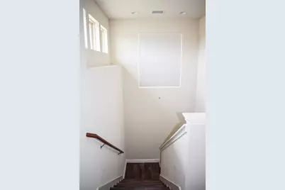 1710 Frontier Valley Drive, Austin, TX 78741 - Photo 15