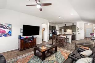 205 Four Star Dr, Elgin, TX 78621 - Photo 13
