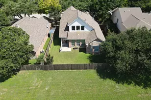3831 Aqua Ln, Round Rock, TX 78681 - Photo 3