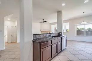 3831 Aqua Ln, Round Rock, TX 78681 - Photo 13