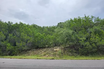7821 Dakota Circle, Lago Vista, TX 78645 - Photo 13