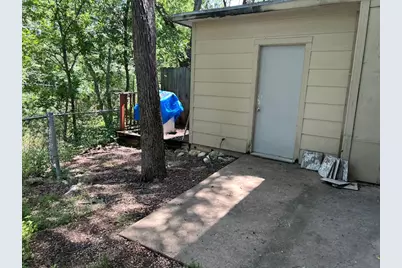 1616 Elmhurst Drive #B, Austin, TX 78741 - Photo 9