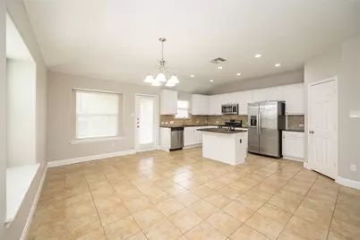 18820 Edinburgh Castle Road, Pflugerville, TX 78660 - Photo 9