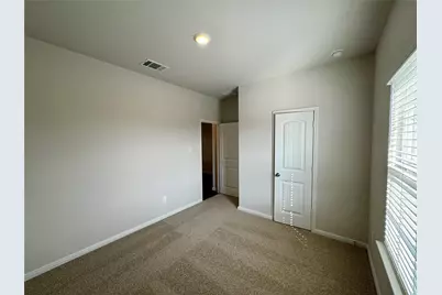 115 Bethpage Drive, San Marcos, TX 78666 - Photo 9
