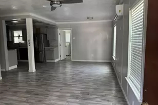 1813 Rhodes Rd, Austin, TX 78721 - Photo 3