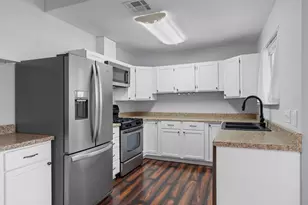 411 Bonita Vista Dr, Buda, TX 78610 - Photo 9