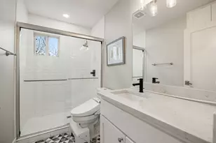 3015 Burning Oak Dr, Austin, TX 78704 - Photo 11