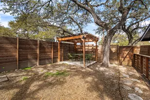 3015 Burning Oak Dr, Austin, TX 78704 - Photo 21