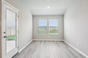 242 Red Tail Hawk Ln, Cedar Creek, TX 78612 - Photo 5