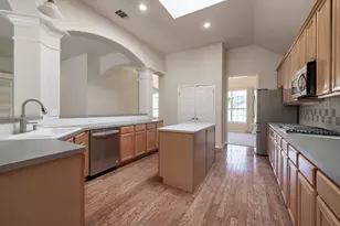 124 Stonehedge Blvd, Georgetown, TX 78626 - Photo 9