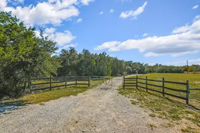 1001 Indian Springs Road, Georgetown, TX 78633 - Photo 3