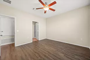 5704 Levenwood Ln, Austin, TX 78724 - Photo 13