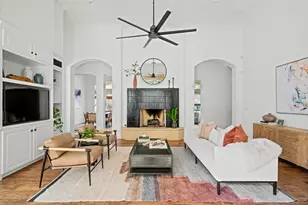 6628 Dogwood Creek Dr, Austin, TX 78746 - Photo 1