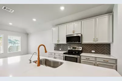 208 Golden Gate Lane, Kyle, TX 78640 - Photo 13