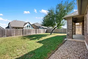 208 Golden Gate Ln, Kyle, TX 78640 - Photo 31