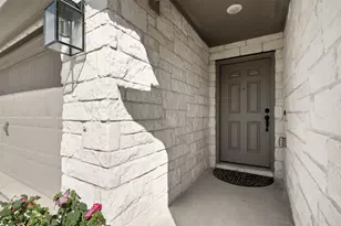 208 Golden Gate Ln, Kyle, TX 78640 - Photo 3