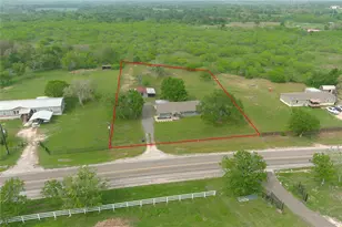 3363 FM713, Lockhart, TX 78644 - Photo 5