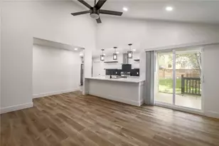 511 E 50th St, Austin, TX 78751 - Photo 5