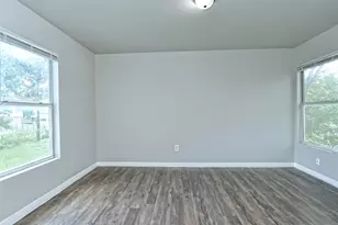 6121 Ponca St, Austin, TX 78741 - Photo 9