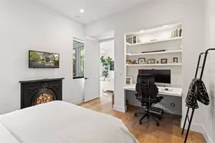 707 E Live Oak St, Austin, TX 78704 - Photo 29