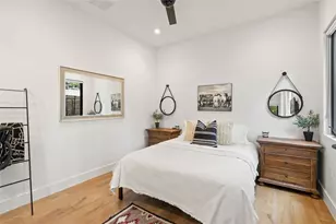 707 E Live Oak St, Austin, TX 78704 - Photo 33