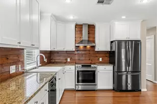 18000 Lafayette Park Rd, Jonestown, TX 78645 - Photo 11