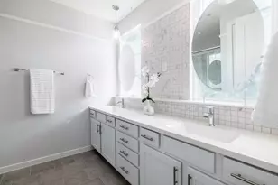 12001 Vista Parke Dr, Austin, TX 78726 - Photo 9