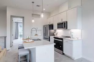 12001 Vista Parke Dr, Austin, TX 78726 - Photo 3