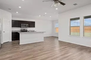 104 Little Grn Trl, Jarrell, TX 76537 - Photo 11