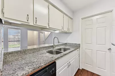 1210 Southport Drive, Austin, TX 78704 - Photo 7