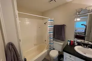 304 E 33rd St, Austin, TX 78705 - Photo 5