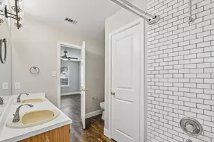 1611 Lantern Light Dr, Round Rock, TX 78681 - Photo 35