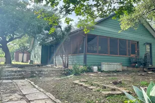 204 E Lakeshore Dr, Dripping Springs, TX 78620 - Photo 7