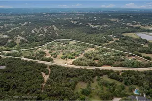 204 E Lakeshore Dr, Dripping Springs, TX 78620 - Photo 1