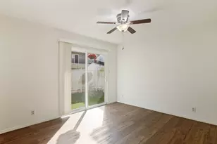 1212 Hollow Creek Dr, Austin, TX 78704 - Photo 9