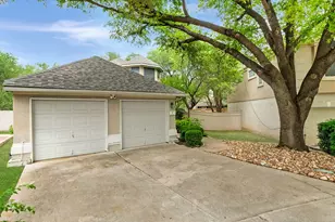 6 Muirfield Greens Cove, Lakeway, TX 78738 - Photo 27