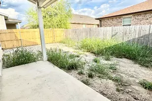 100 Zayd Ct, Jarrell, TX 76537 - Photo 19