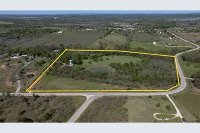 235 Mesquite Drive, Cedar Creek, TX 78612 - Photo 5