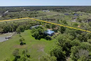 235 Mesquite Dr, Cedar Creek, TX 78612 - Photo 3