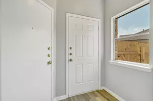 516 Gregory Ct, Round Rock, TX 78664 - Photo 11