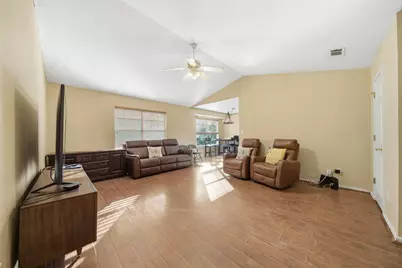 105 Snyders Trail, Liberty Hill, TX 78642 - Photo 5