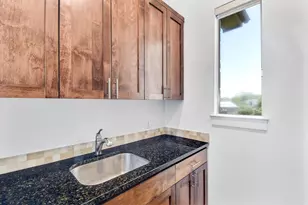 1006 Lipan Trail, Austin, TX 78733 - Photo 25